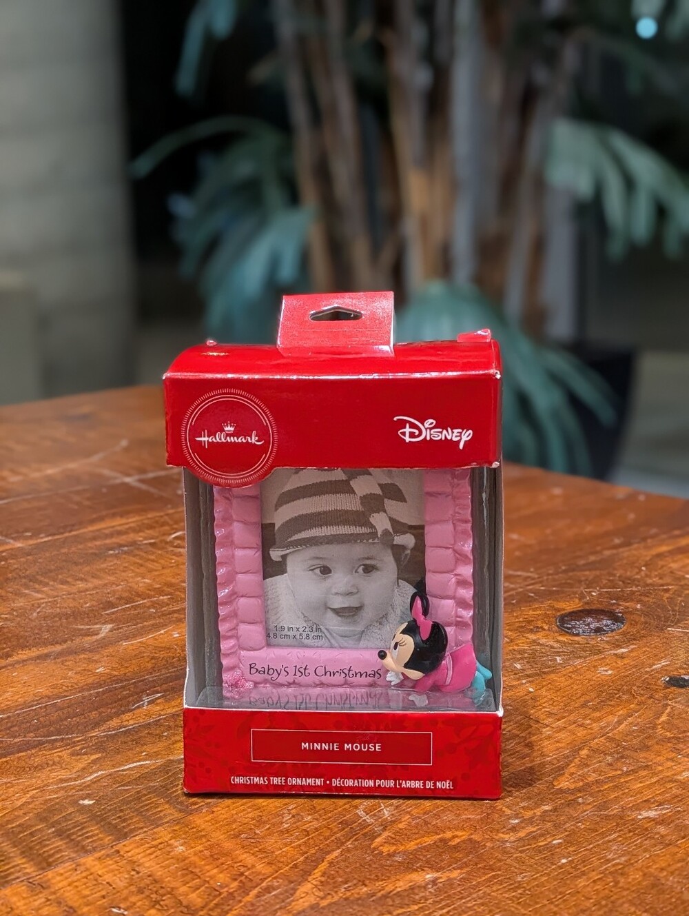 2019 Hallmark Disney Minnie Mouse Baby’s 1st Christmas Photo Ornament